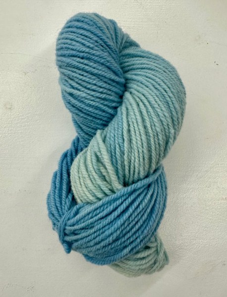 Hand-Dyed-Wool-Bulky-River-Fog-002