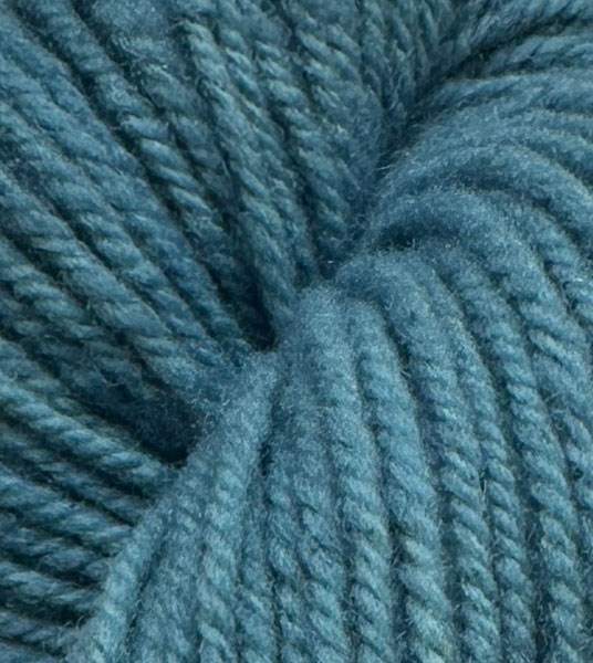 Hand-Dyed-Wool-Bulky-Slate-Blue-001