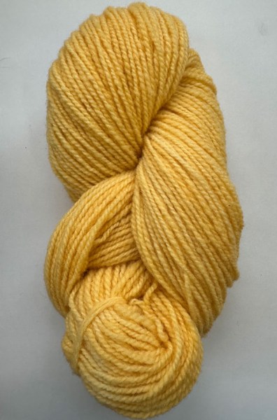 Hand-Dyed-Wool-Worsted-Yellow-002