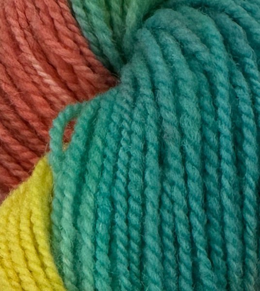 hand-dyed-wool-bulky-spring-001