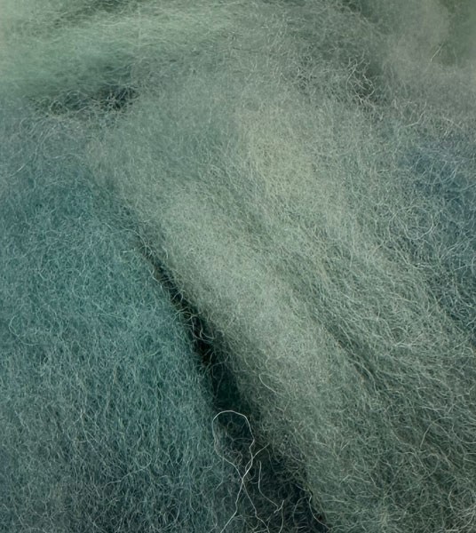 turqoise-roving-wool
